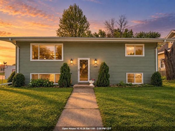 208 E BURDICK STREET, Black Creek, WI 54106