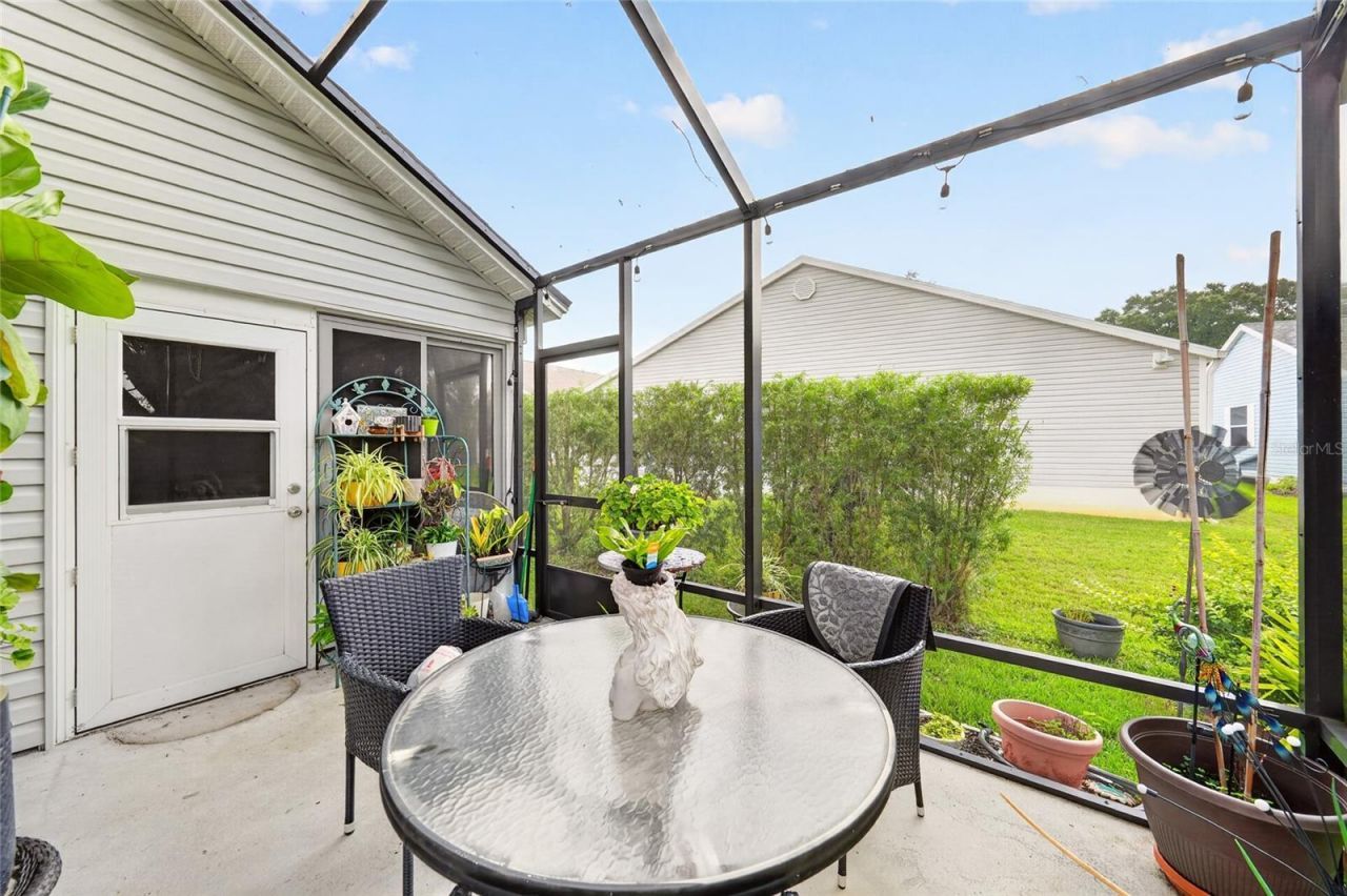 313 Gonzales Place, Lady Lake, FL 32159 Photo