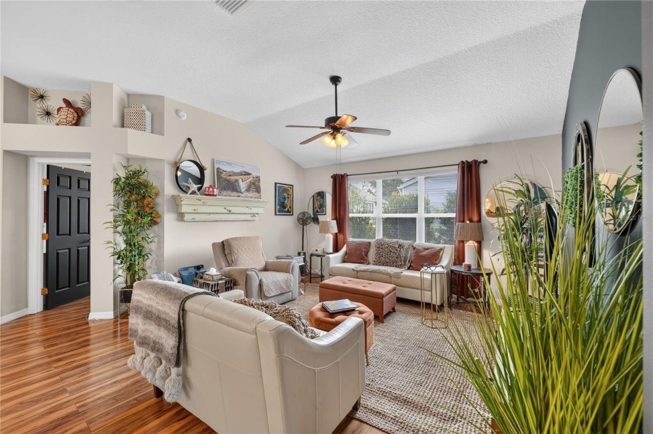 313 Gonzales Place, Lady Lake, FL 32159 Photo