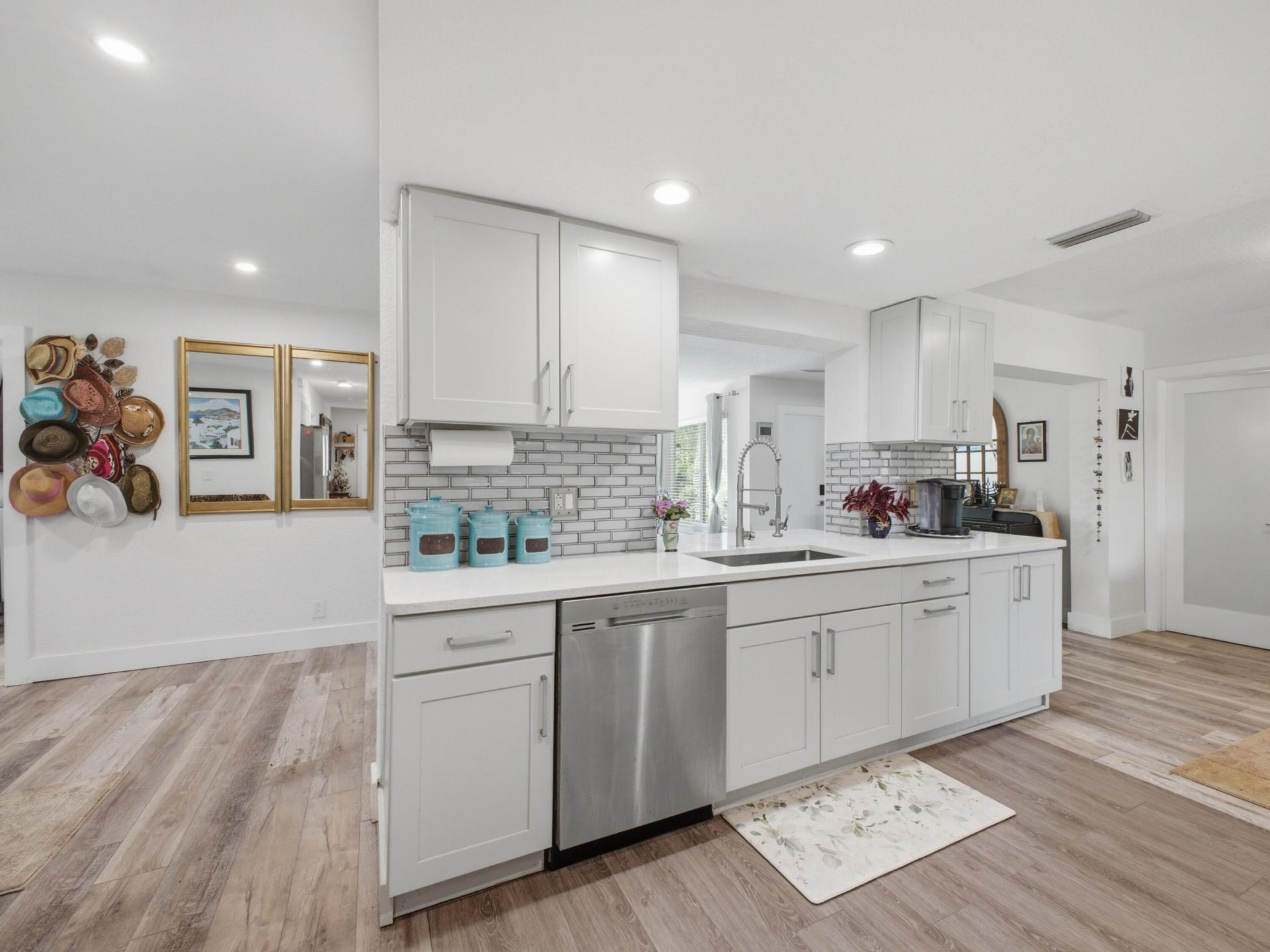 1545 NW 70th Lane, Margate, FL 33063 Photo