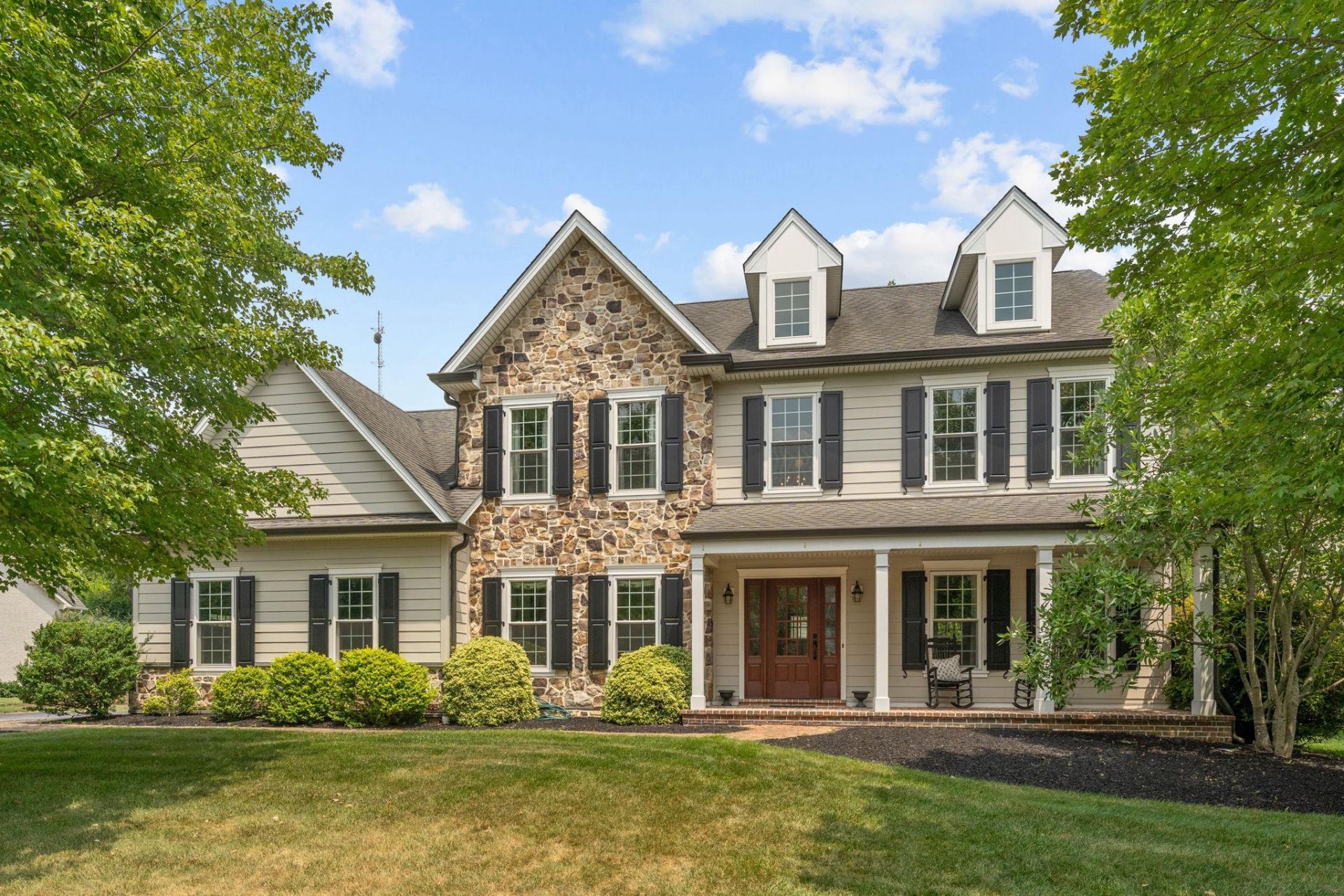 27 CAMERON COURT , EXTON, PA 19341