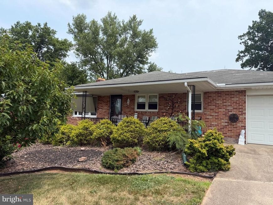 2329 Redwood Road, York, PA 17408 Main Photo