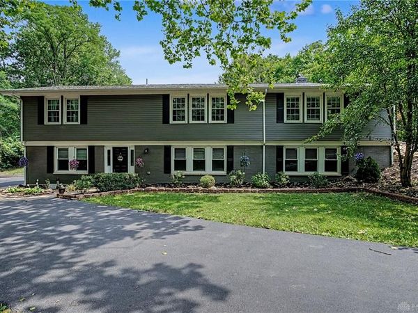 950 S Dixie Drive, Vandalia, OH 45377