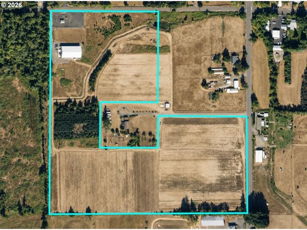 23750 SE HOFFMEISTER RD, Damascus, OR 97089