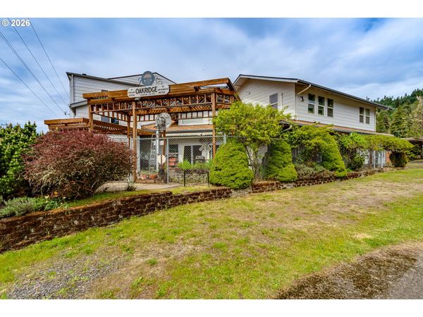 48251 E COMMERCIAL ST, Oakridge, OR 97463