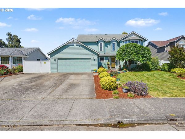 6695 MCLEOD LN, Keizer, OR 97303