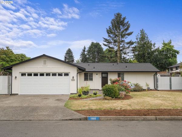 1320 NE 17TH ST, Gresham, OR 97030