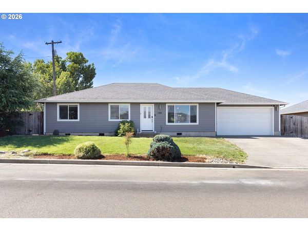 108 JENSEN CT, Roseburg, OR 97471