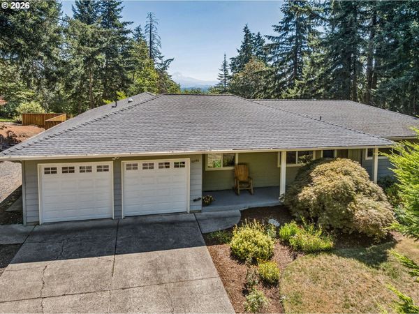 10290 SE EASTMONT DR, Damascus, OR 97089