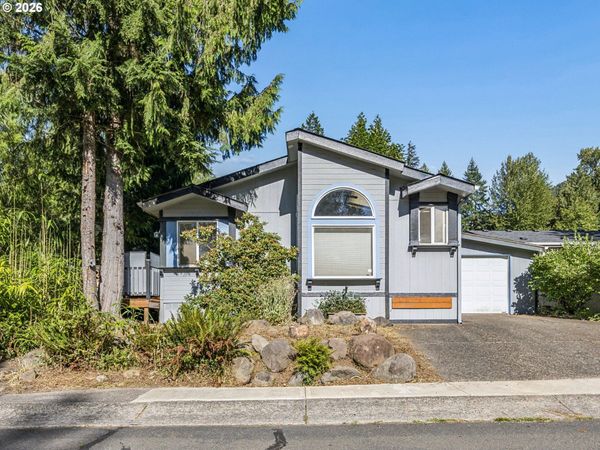 25222 E WELCHES RD, Unit 38, Welches, OR 97067