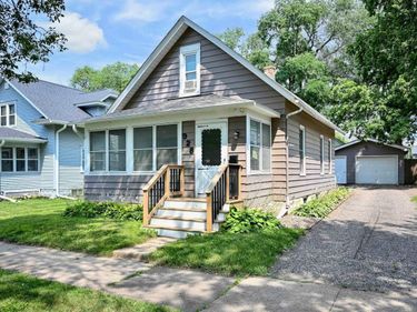 928 W Howard Street , Winona, MN 55987