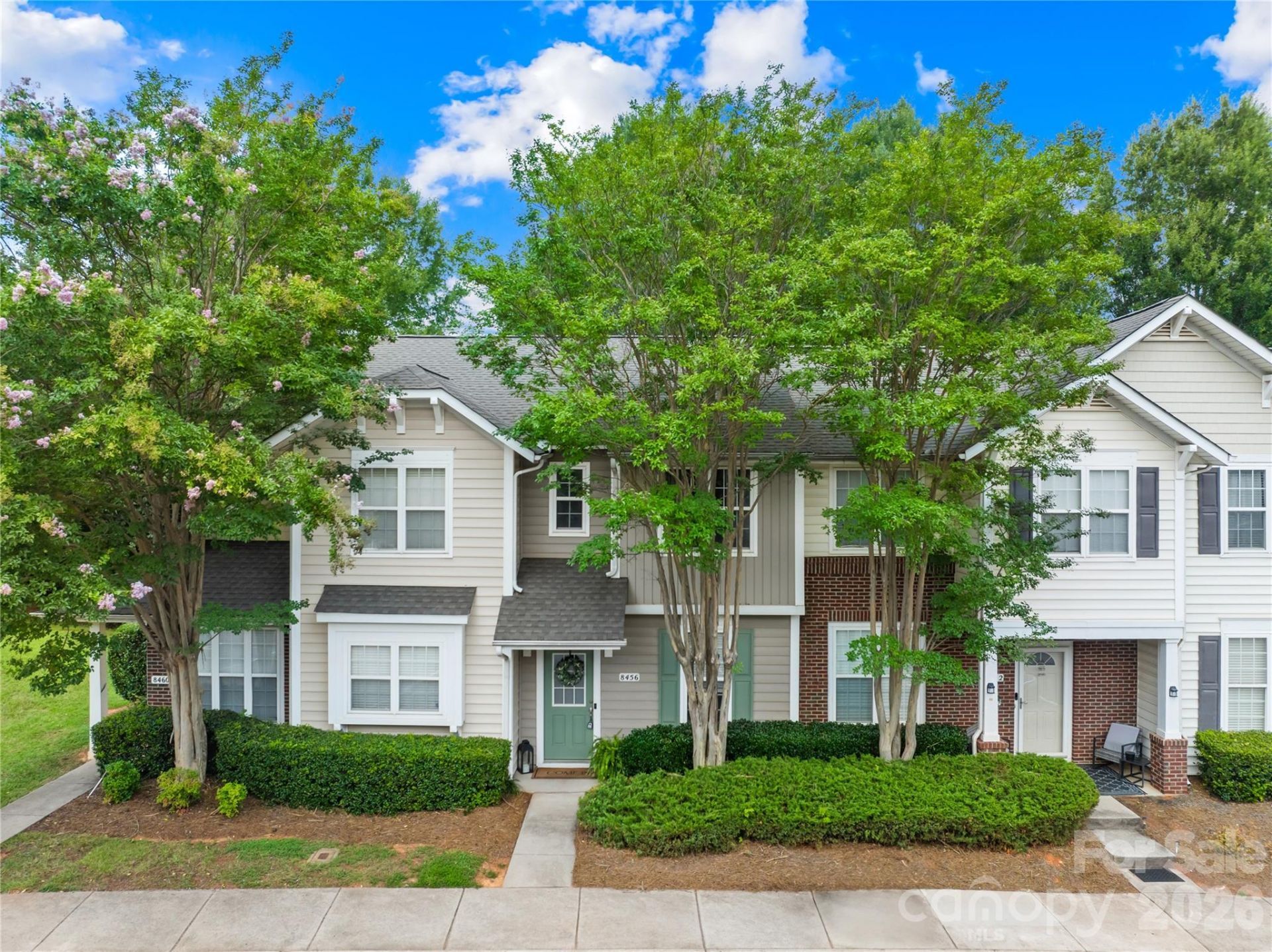 8456 Chaceview Court, Charlotte, NC 28269 Main Photo
