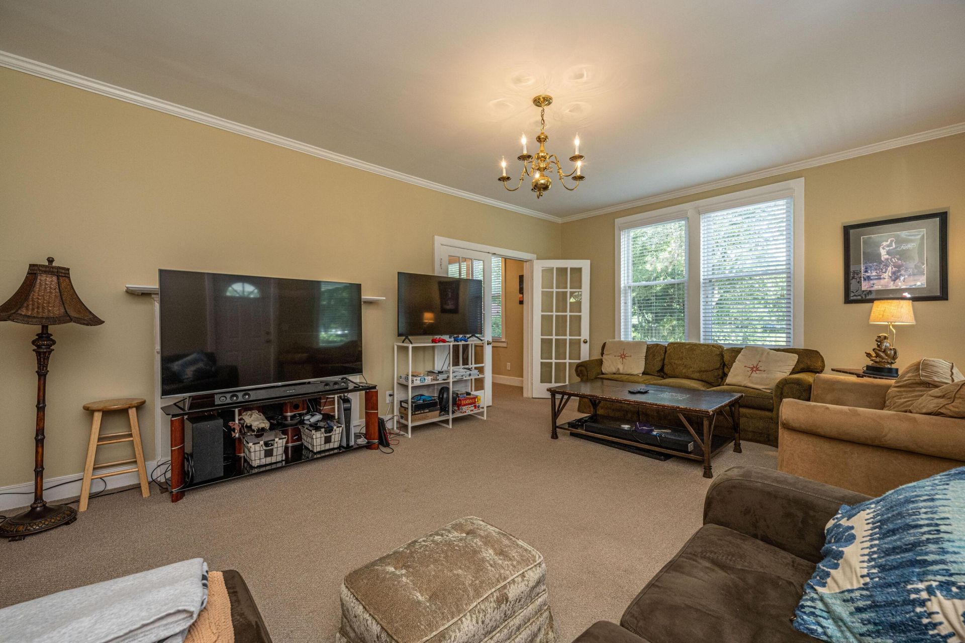 685 Folly Road Photo 11