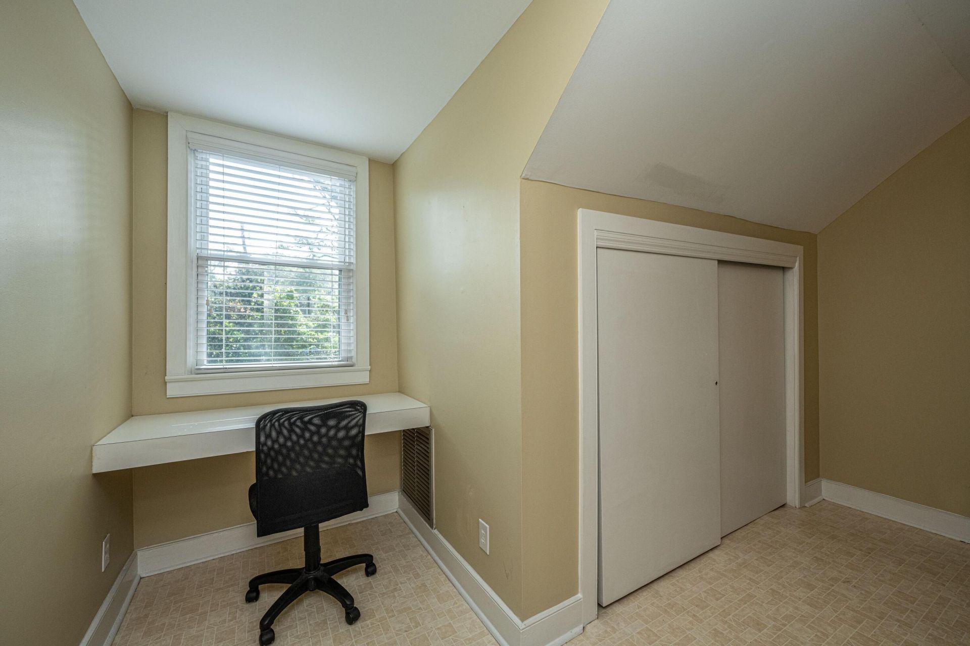 685 Folly Road Photo 27