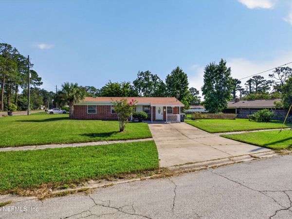 5503 BOEING Drive, Jacksonville, FL 32207