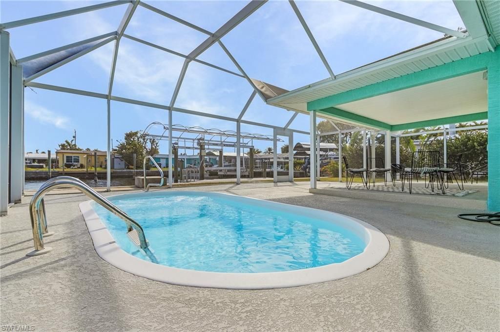 2709 Clyde St, Matlacha, FL 33993 Photo