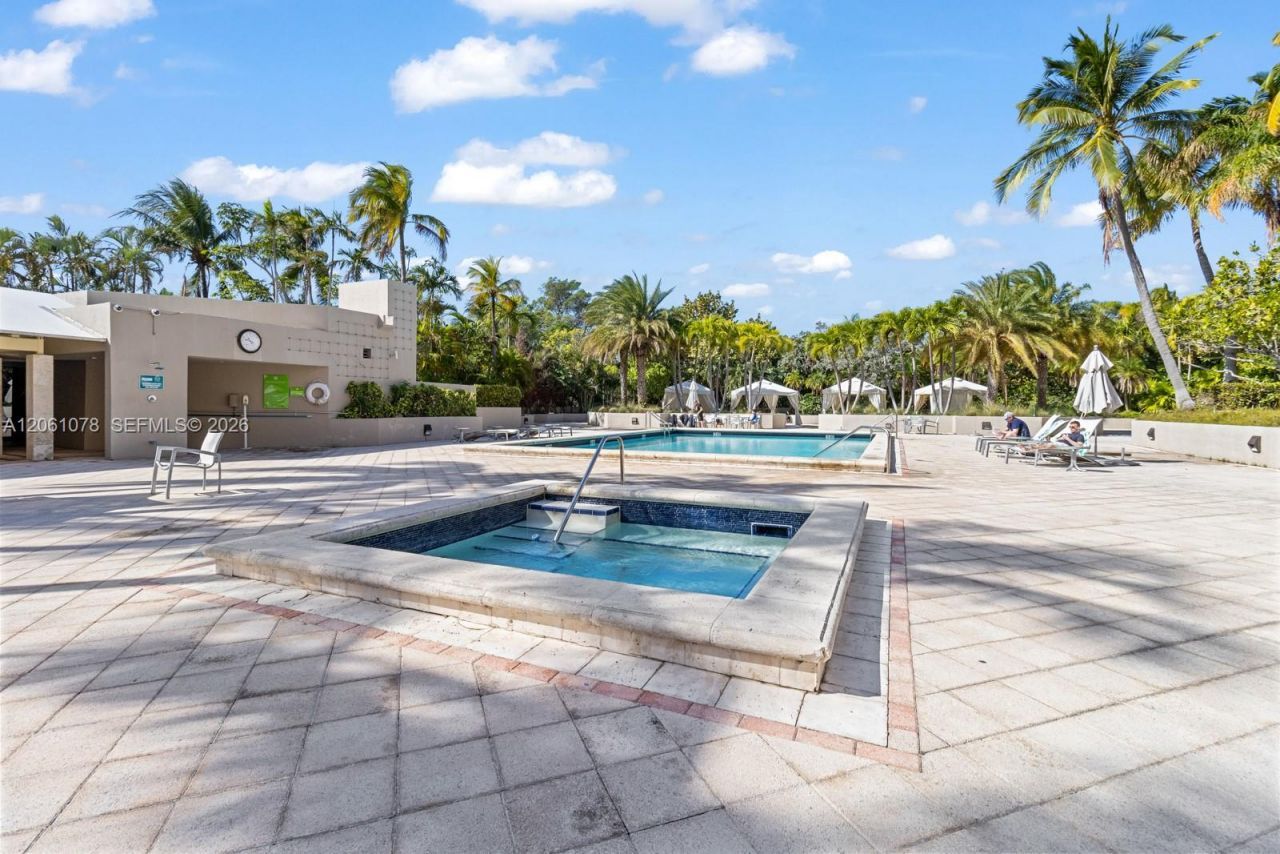151 Crandon Blvd, Unit 127, Key Biscayne, FL 33149 Photo