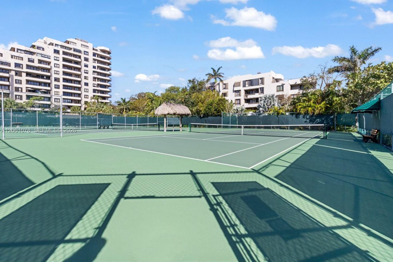 151 Crandon Blvd, Unit 127, Key Biscayne, FL 33149 Photo