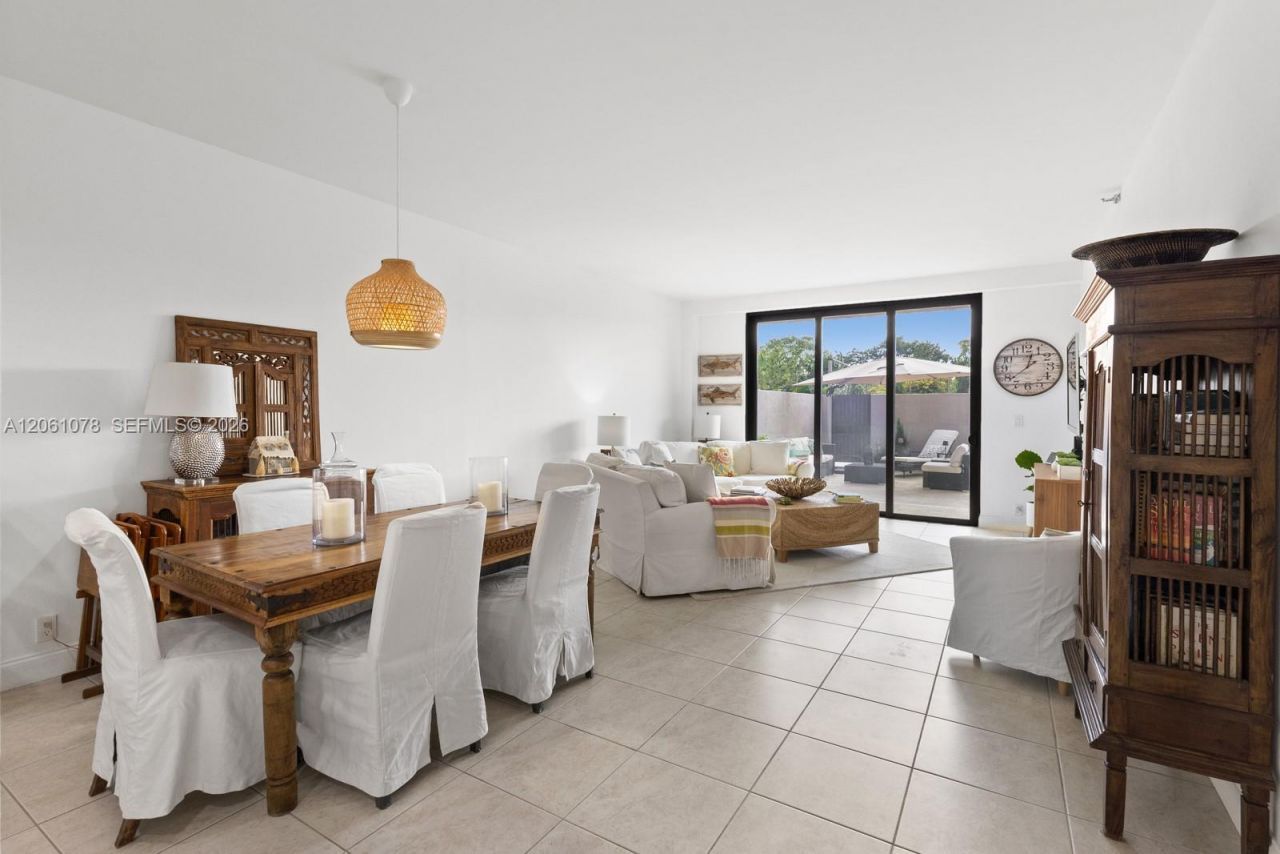 151 Crandon Blvd, Unit 127, Key Biscayne, FL 33149 Photo