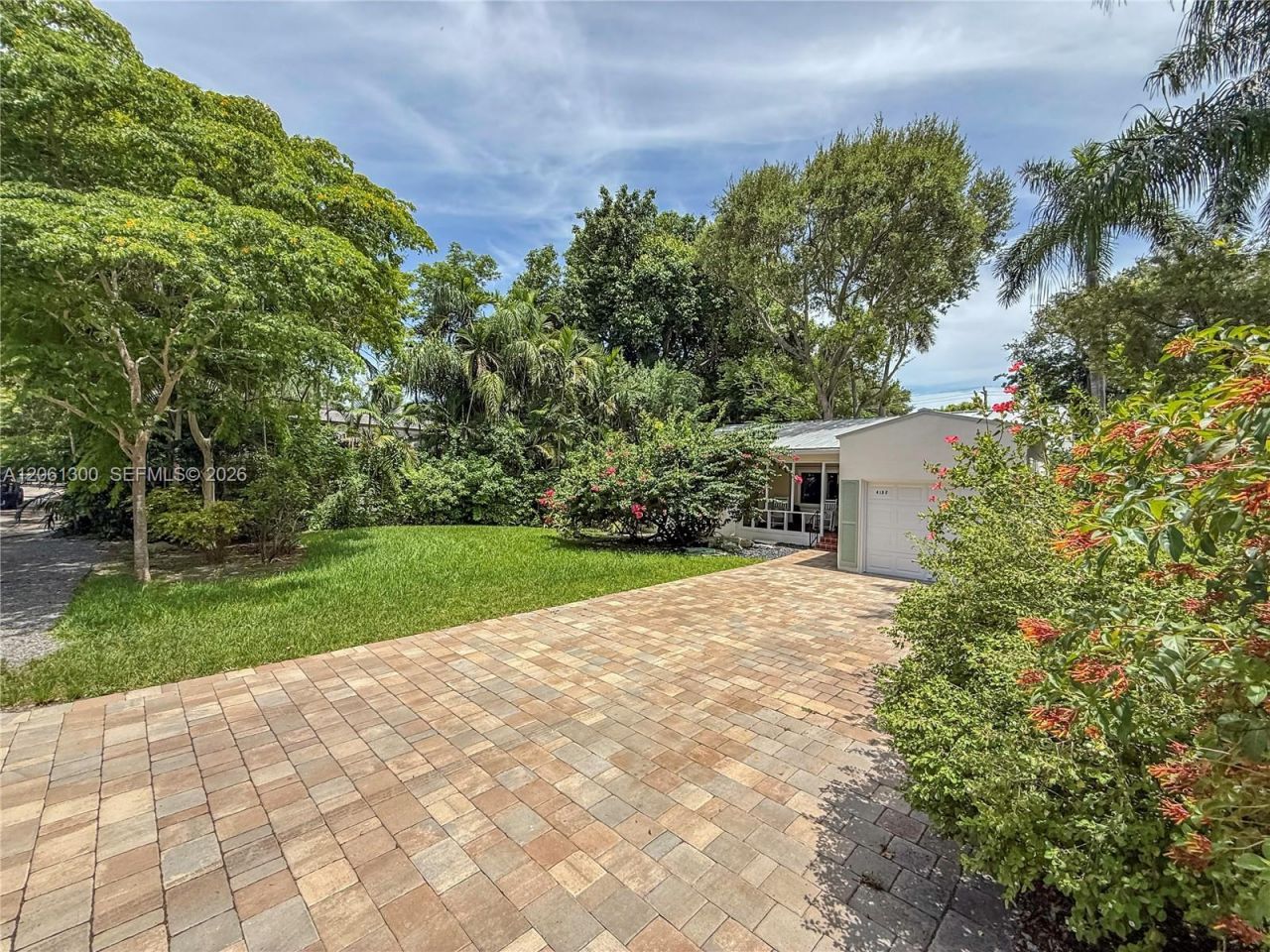 4152 Battersea Rd , Miami, FL 33133 Photo