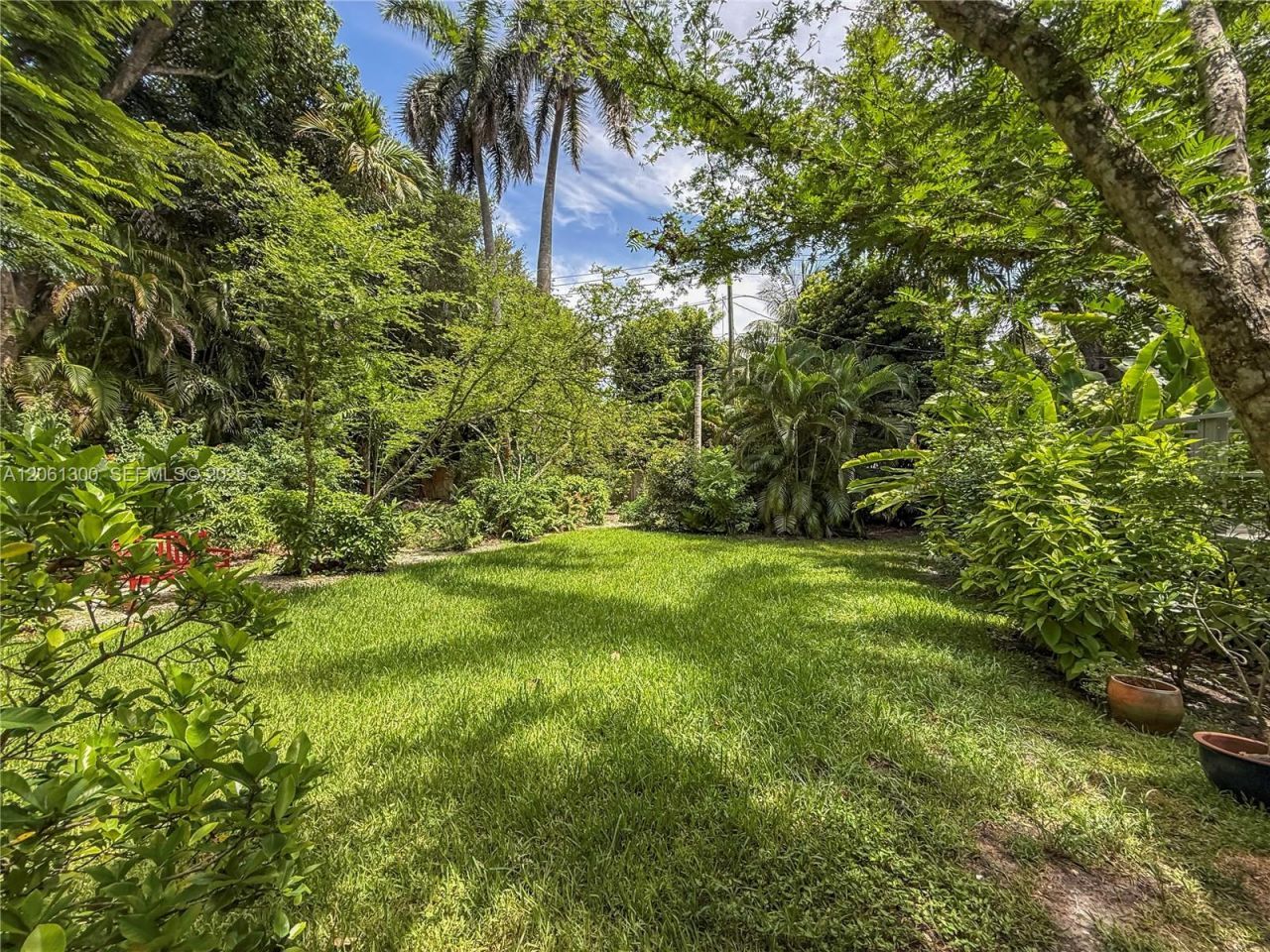 4152 Battersea Rd , Miami, FL 33133 Photo