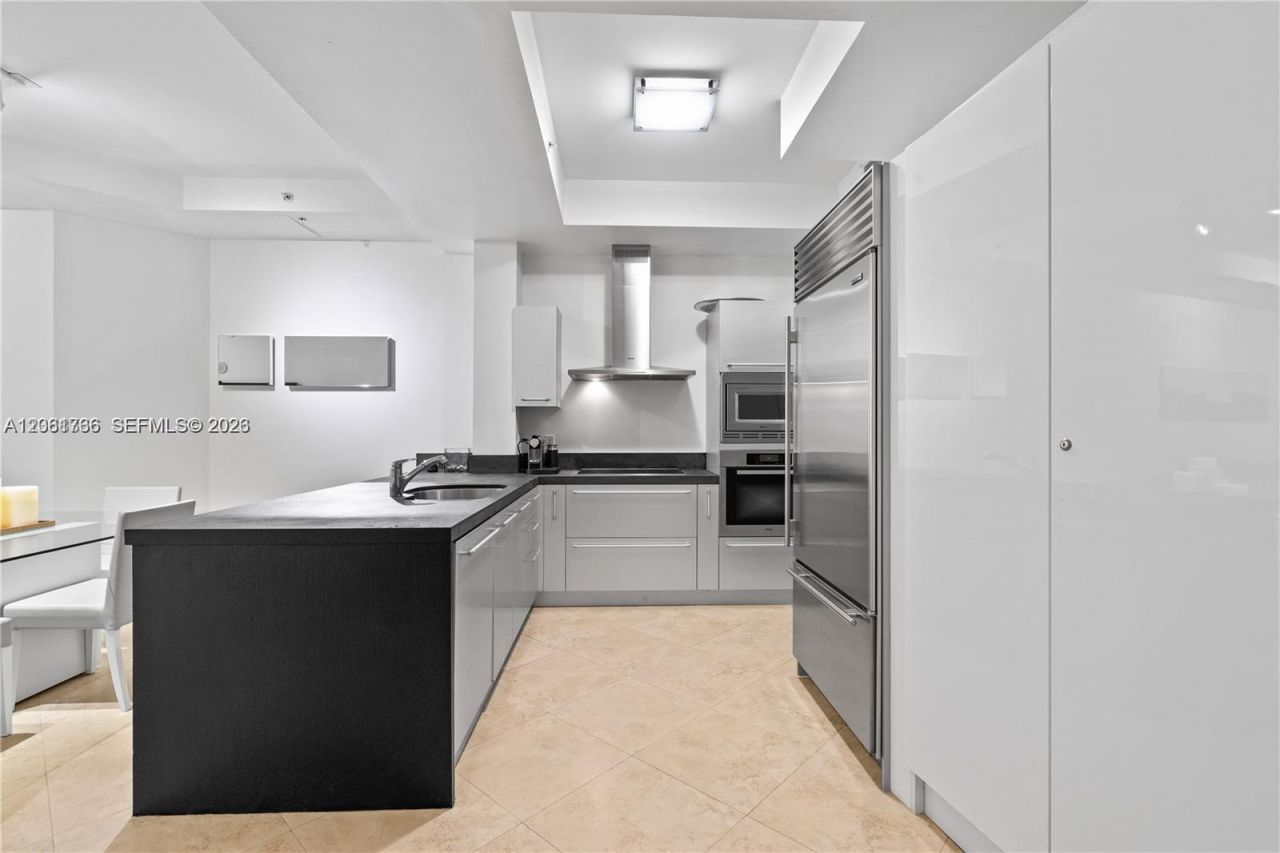 18201 Collins Ave, Unit 3702, Sunny Isles Beach, FL 33160 Photo