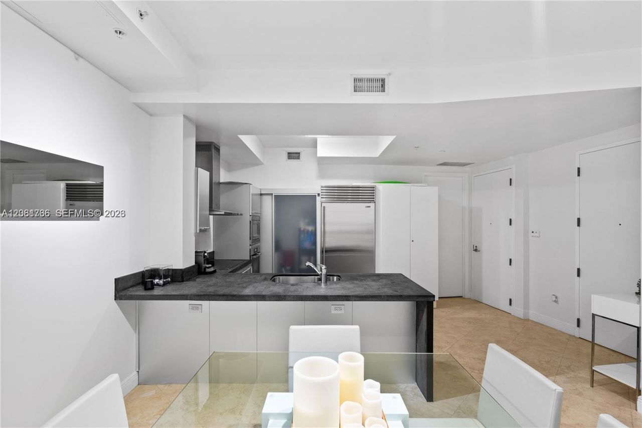 18201 Collins Ave, Unit 3702, Sunny Isles Beach, FL 33160 Photo