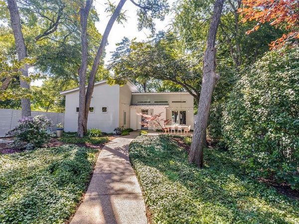 8820 Eustis Avenue, Dallas, TX 75218