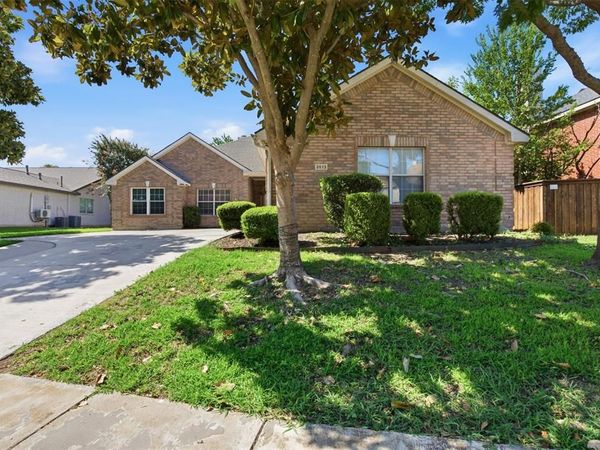 2813 Bradford Oaks Drive , McKinney, TX 75071