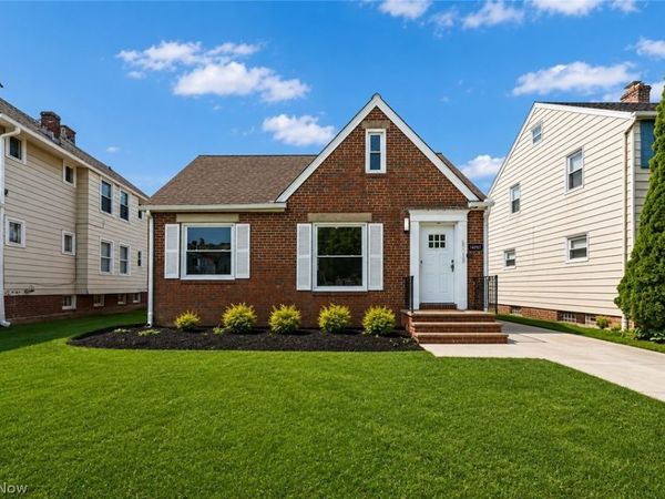 14707 Delaware Avenue , Lakewood, OH 44107