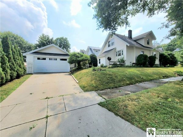 401 Charles Street , Jamestown, NY 14701