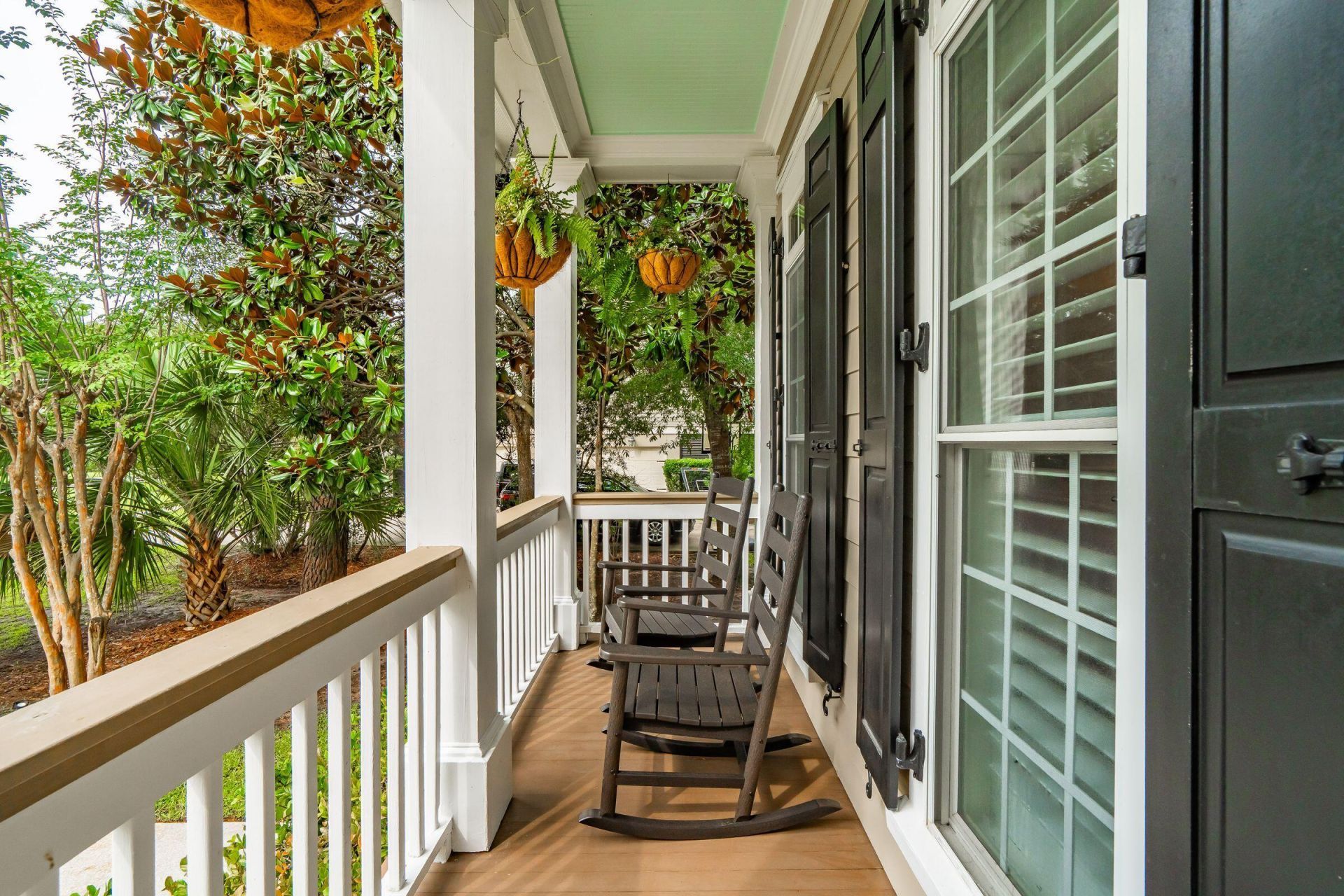 1527 Capel Street Photo 10