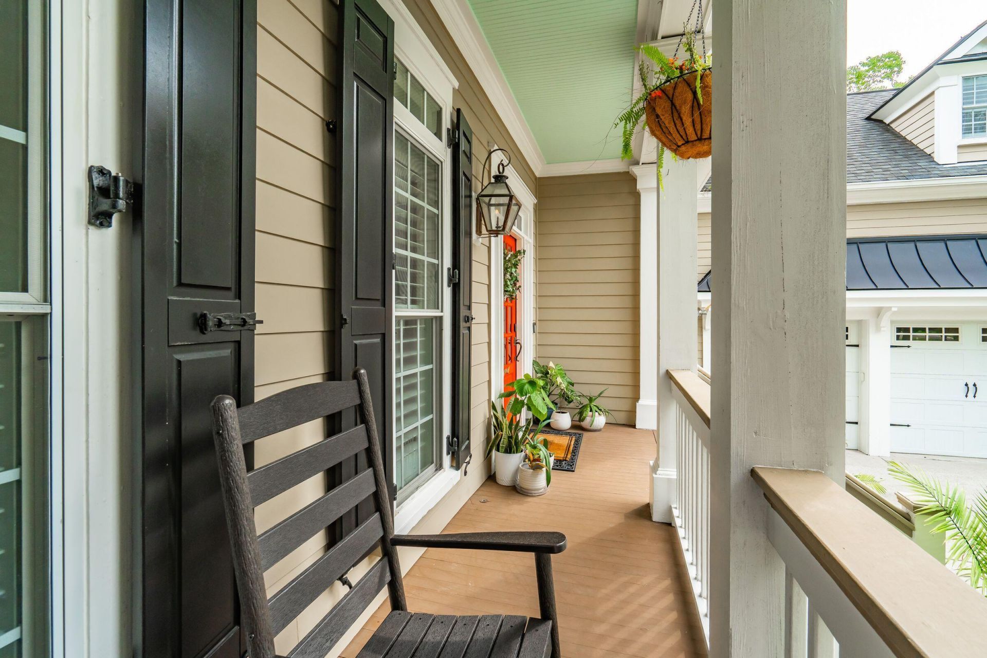 1527 Capel Street Photo 11