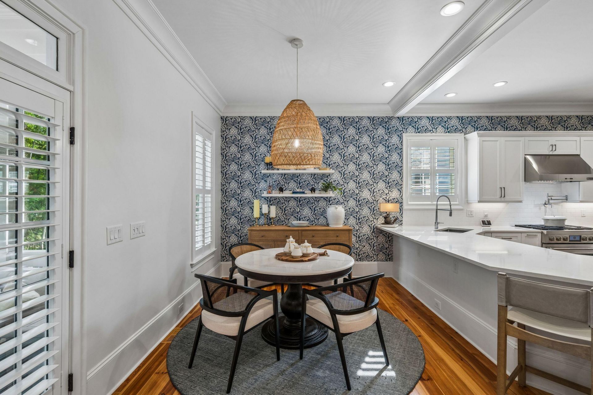 1527 Capel Street Photo 33