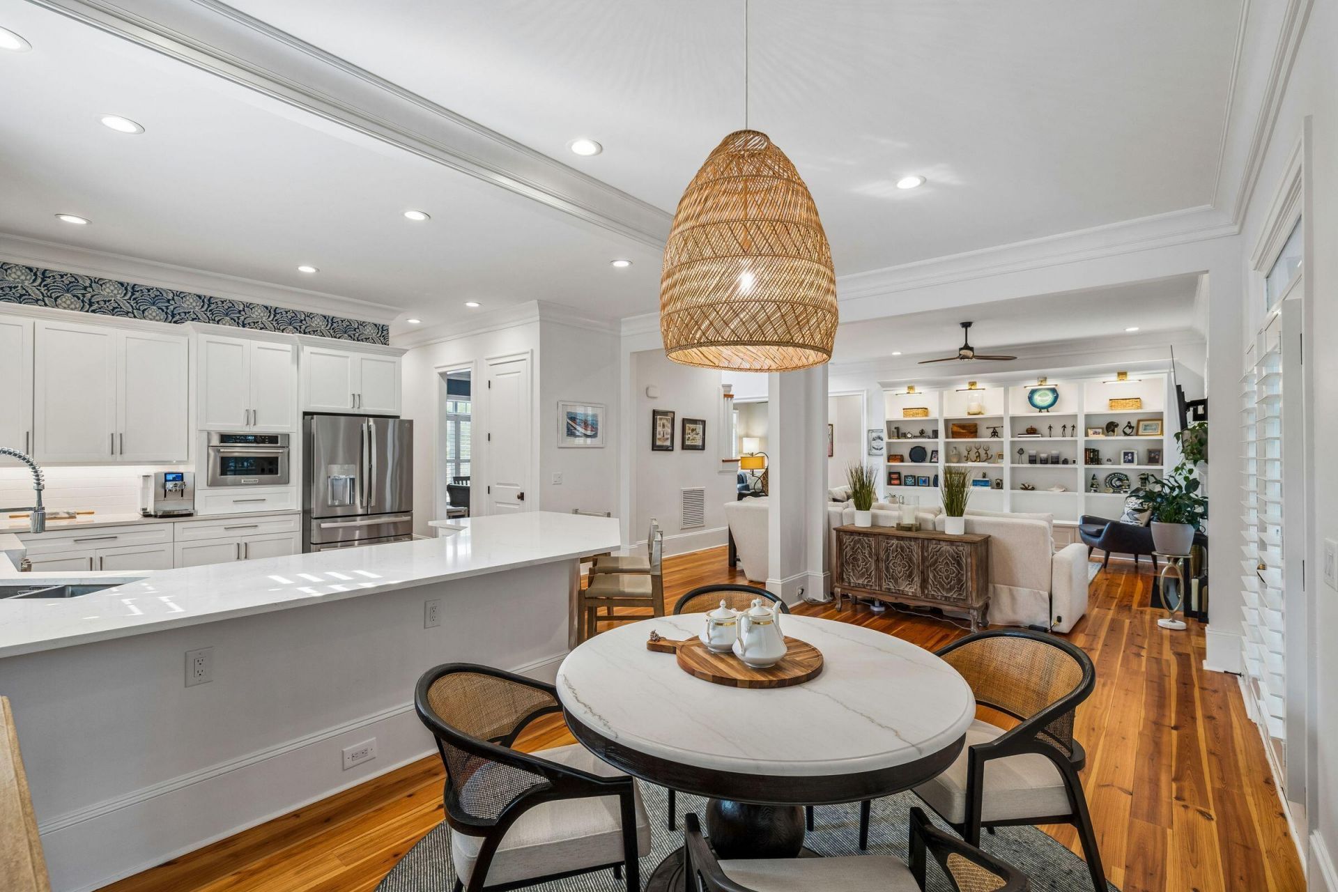 1527 Capel Street Photo 35