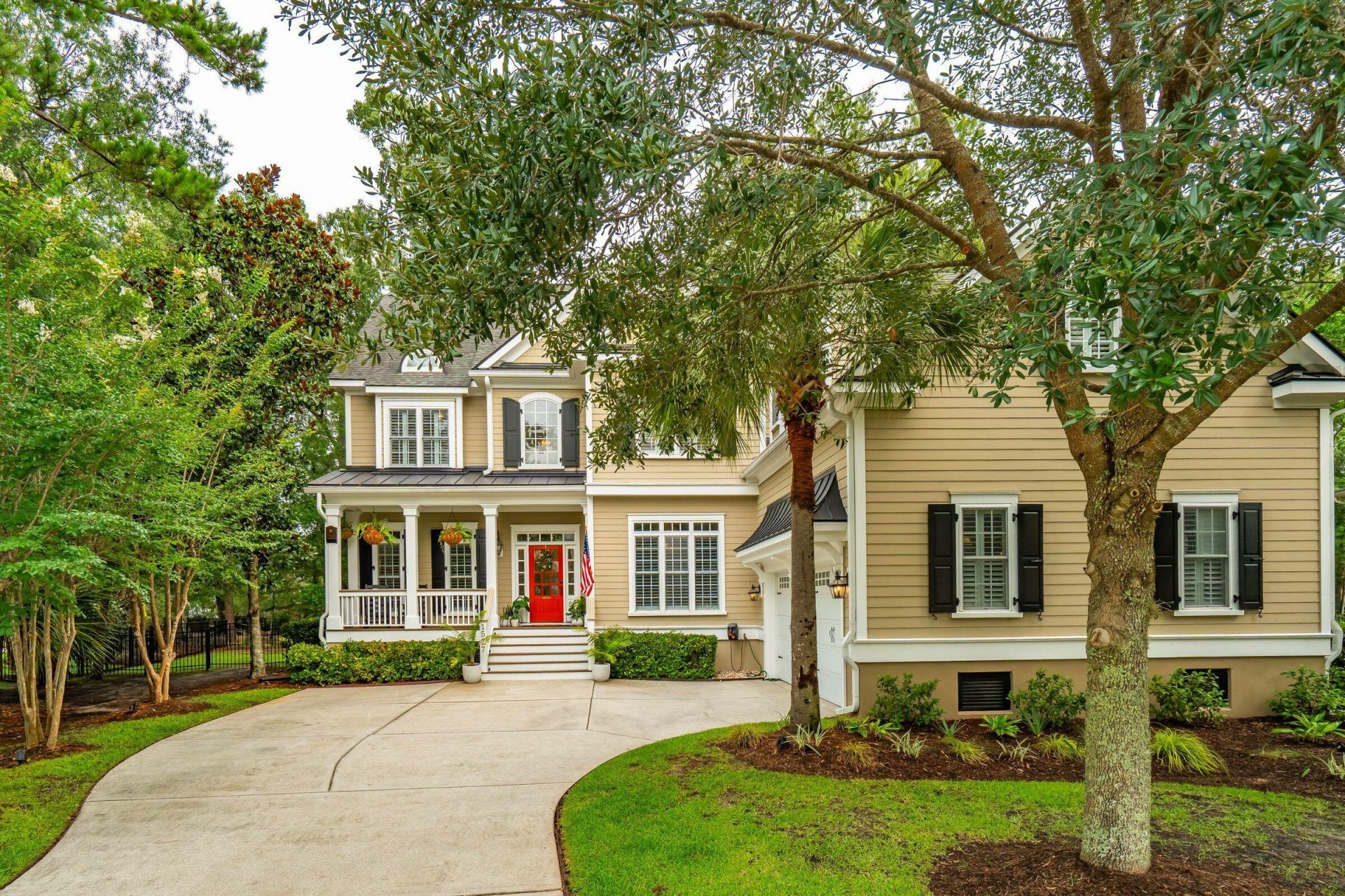 1527 Capel Street Photo 4