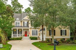 1527 Capel Street photo 4