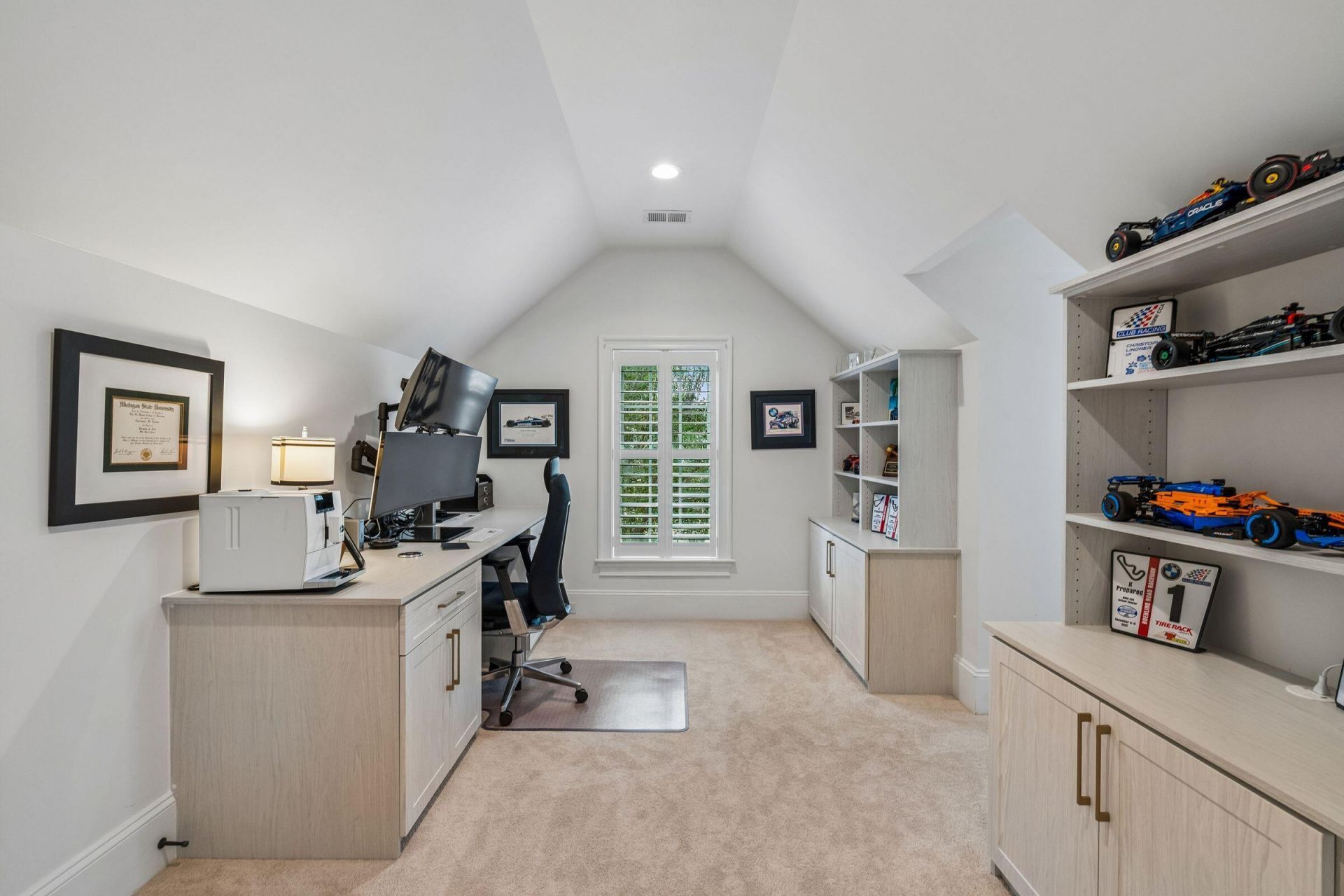1527 Capel Street Photo 58