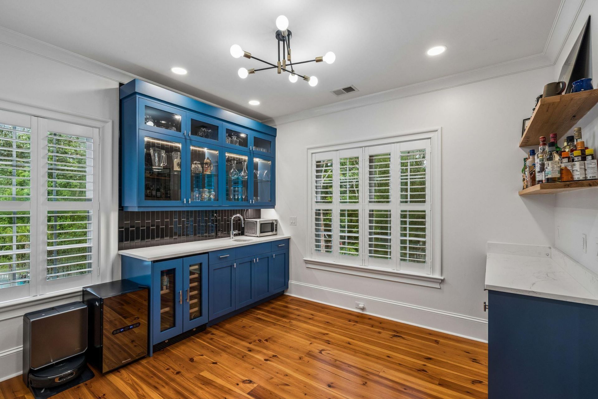 1527 Capel Street Photo 68