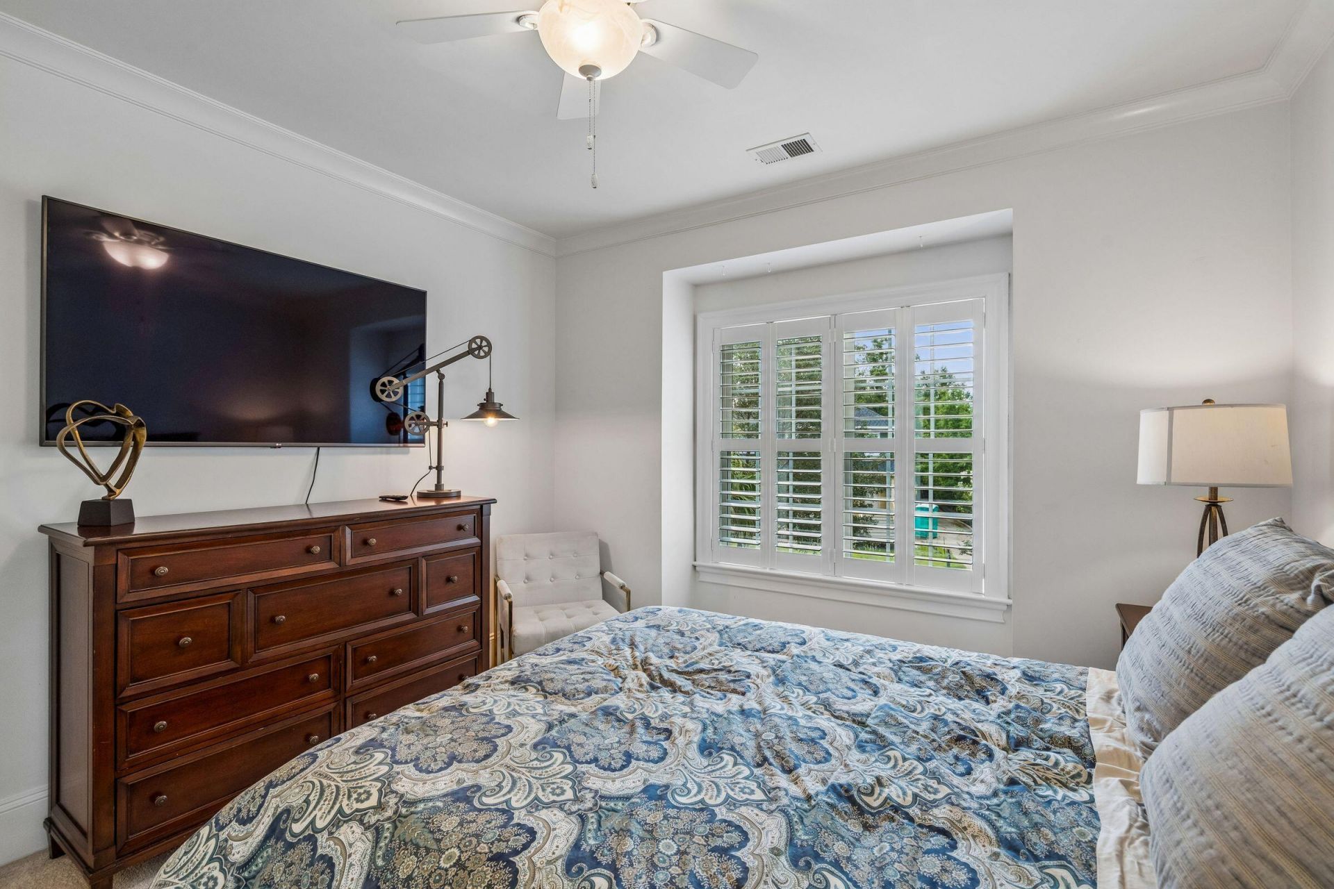 1527 Capel Street Photo 73