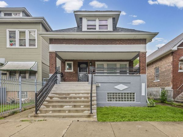 8523 S Colfax Avenue , Chicago, IL 60617