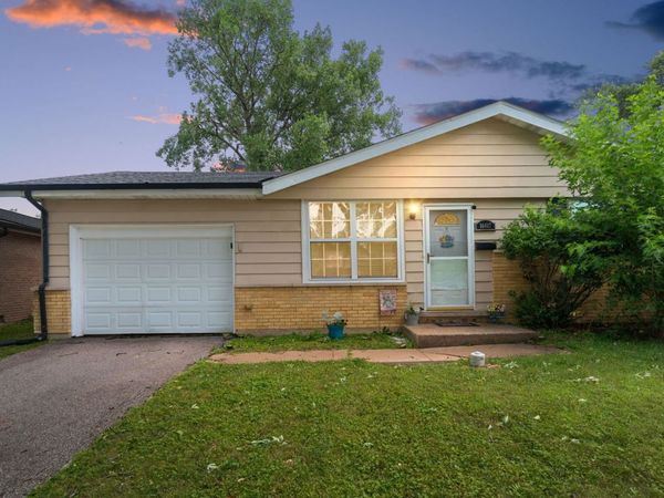 16417 Harold Street , Oak Forest, IL 60452