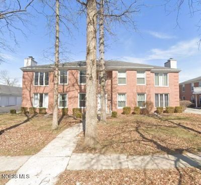 1926 Queenswood Drive, Findlay, OH 45840 Main Photo