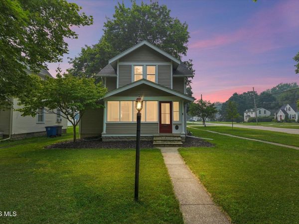 242 W 7th Street , Perrysburg, OH 43551