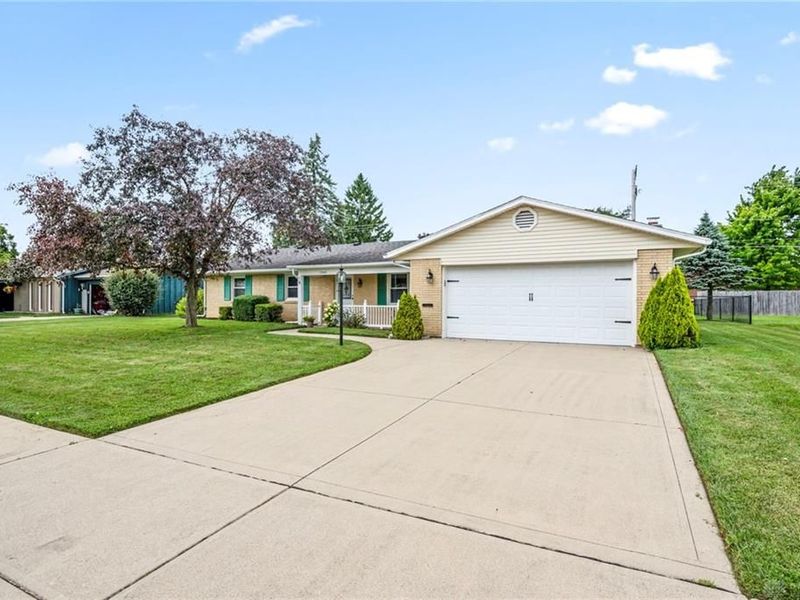 1349 Cornish Road, Troy, OH 45373 Photo 2