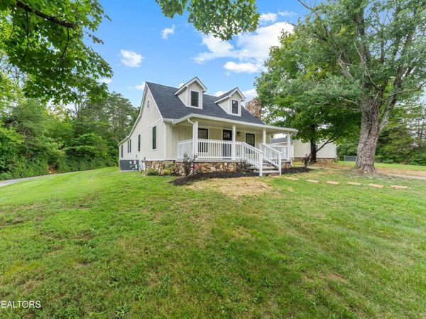 1921 Big Springs Rd, Maryville, TN 37801