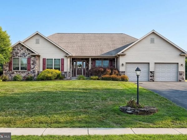 7284 LANDON DRIVE, THOMASVILLE, PA 17364