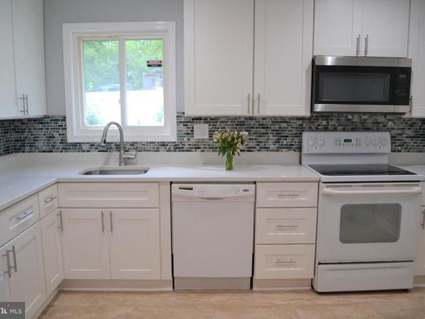3809 WHISPERING LANE, FALLS CHURCH, VA 22041