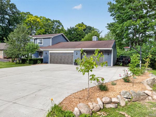 5890 Chickadee Lane, Independence Township, Mi 48346