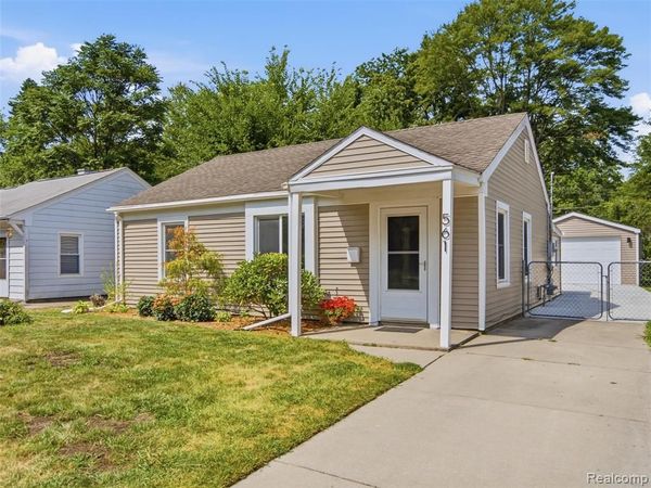 561 Stratford Road, Ferndale, Mi 48220